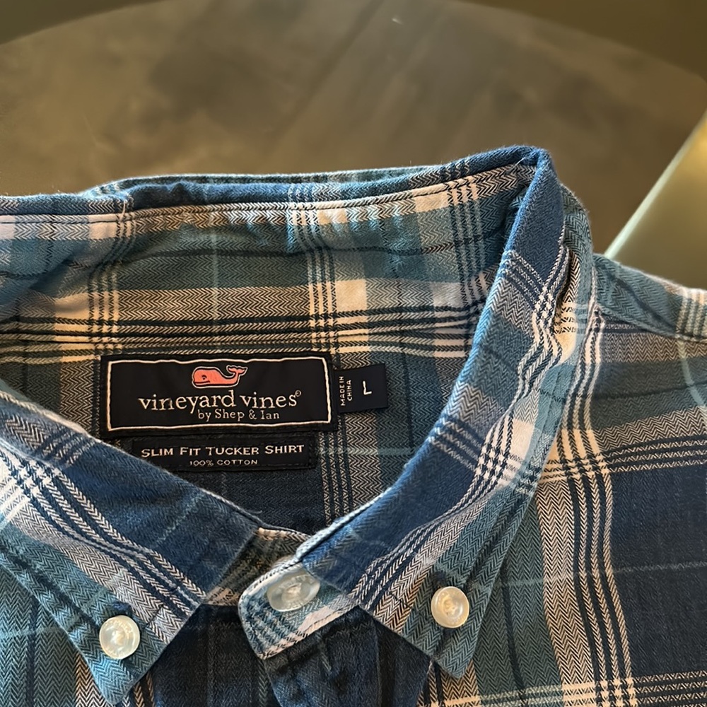 Men’s button down - Picture 2 of 3